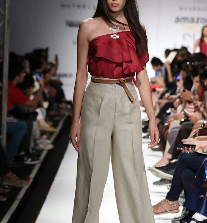 12108775_908711505875596_698631137558066554_n