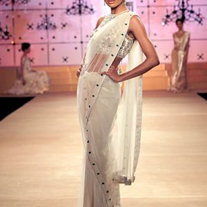 The Incredible Sufi singer Zila Khan was the Perfect Choice for Ashima-Leena Singhs Show at the PCJ Couture Week