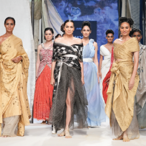 Changing hues of Saris