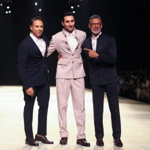 Show stopper Ibrahim Ali Khan with designer SHANTNU & NIKHIL during the S&N BY SHANTNU NIKHIL show in the 25th year - Lakmé Fashion Week 2025 at Jio World Convention centre in Mumbai, India on 29th March 2025.Photo : Perfect Shadows / FDCI x Lakme Fashion Week / RISE Worldwide
