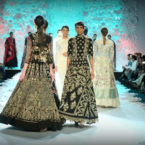 The Monk who sold his Ferrari